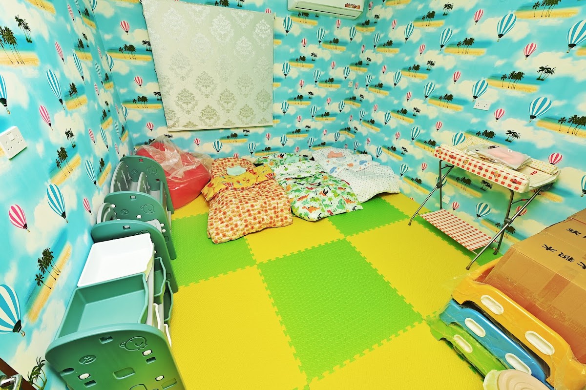 Warm lap nursery