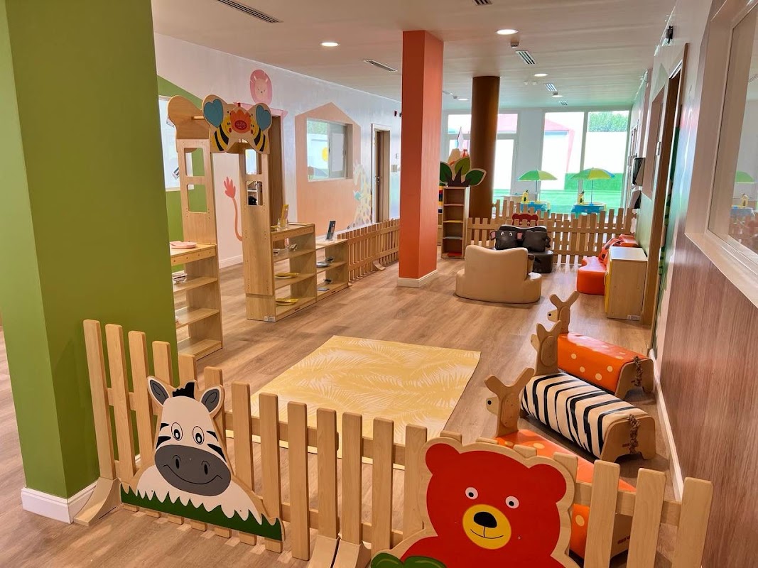 Smart Kids Montessori - Vives Compound
