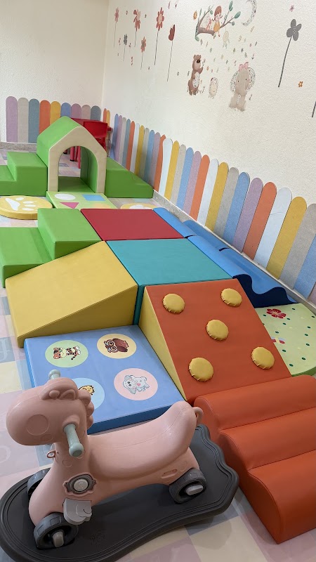 مركز عمق الطفولة لضيافة الاطفال الاهلية