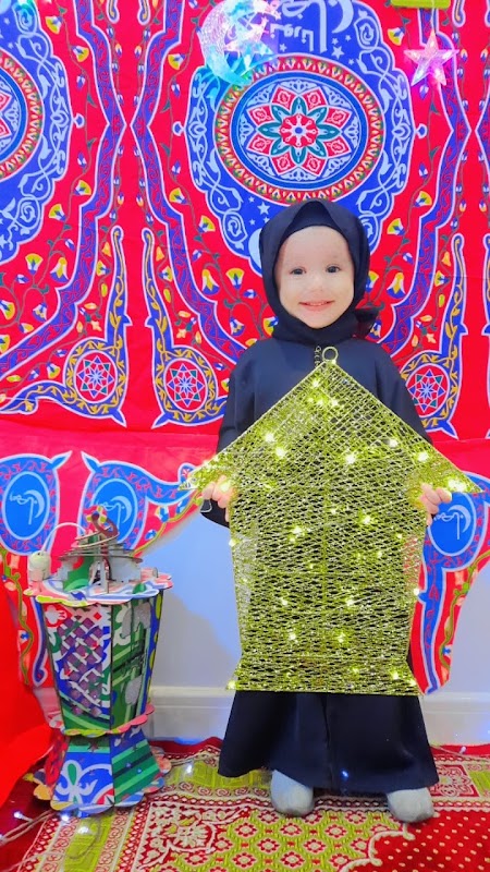 مركز النجوم المضيئة