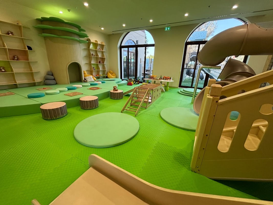 Redwood Montessori Nursery - Jumeirah Golf Estates